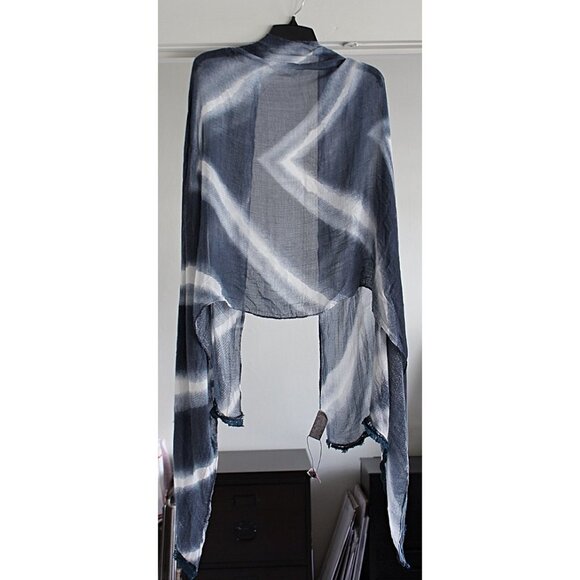 New w/Tags - Vince Camuto Ombre Frings Tassel Wrap, Tie Dye Ombre Pattern - Picture 4 of 9